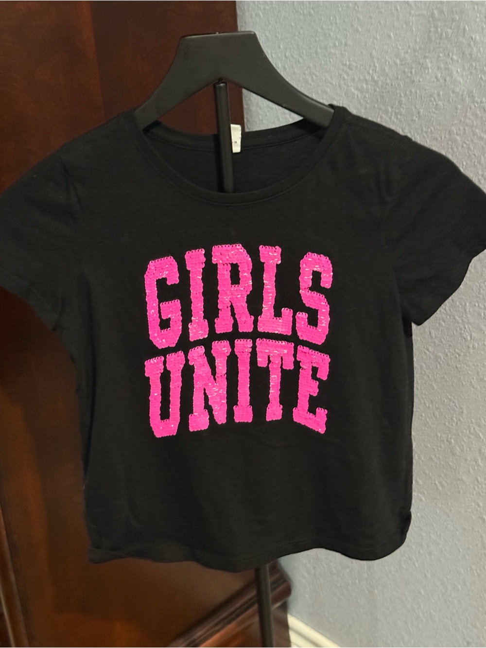 Old Navy Black Tee with Hot Pink Sequin "Girls Unite" Graphic